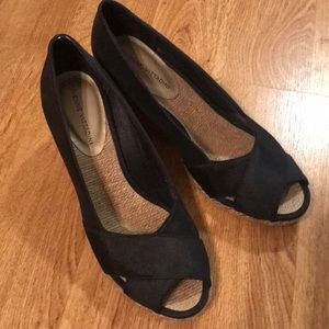 Black peep-toe espadrille style wedges